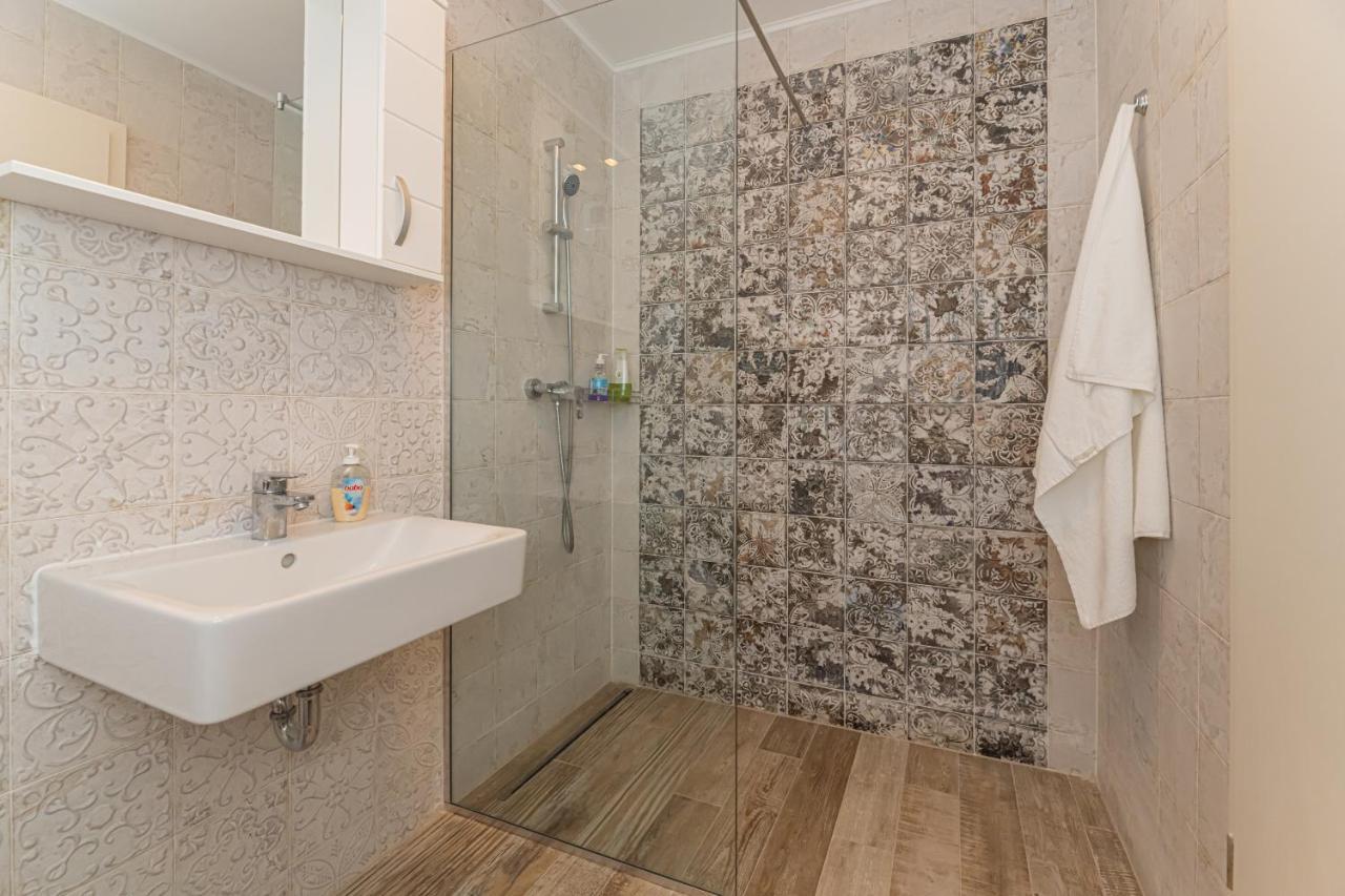 Coresi Modern Apartment 브라쇼브 외부 사진