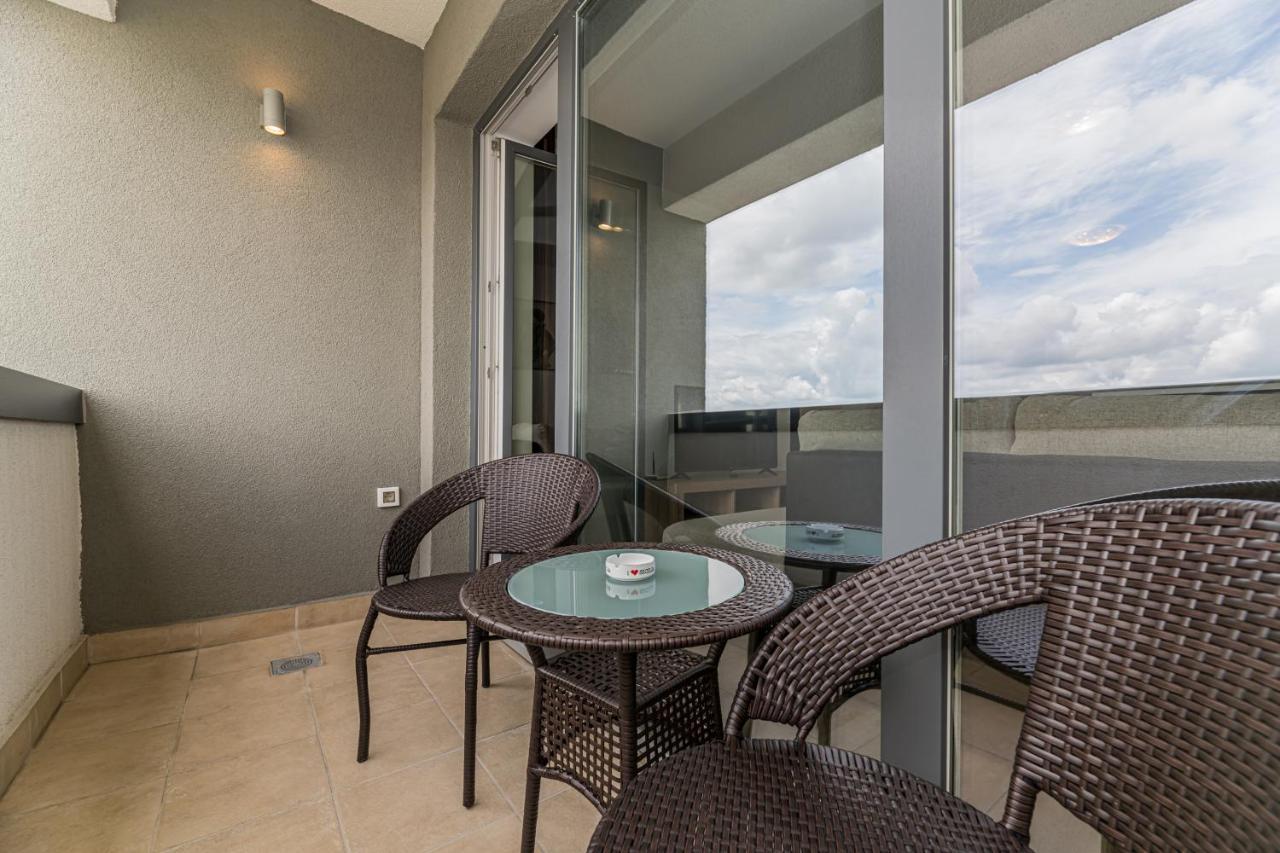 Coresi Modern Apartment 브라쇼브 외부 사진