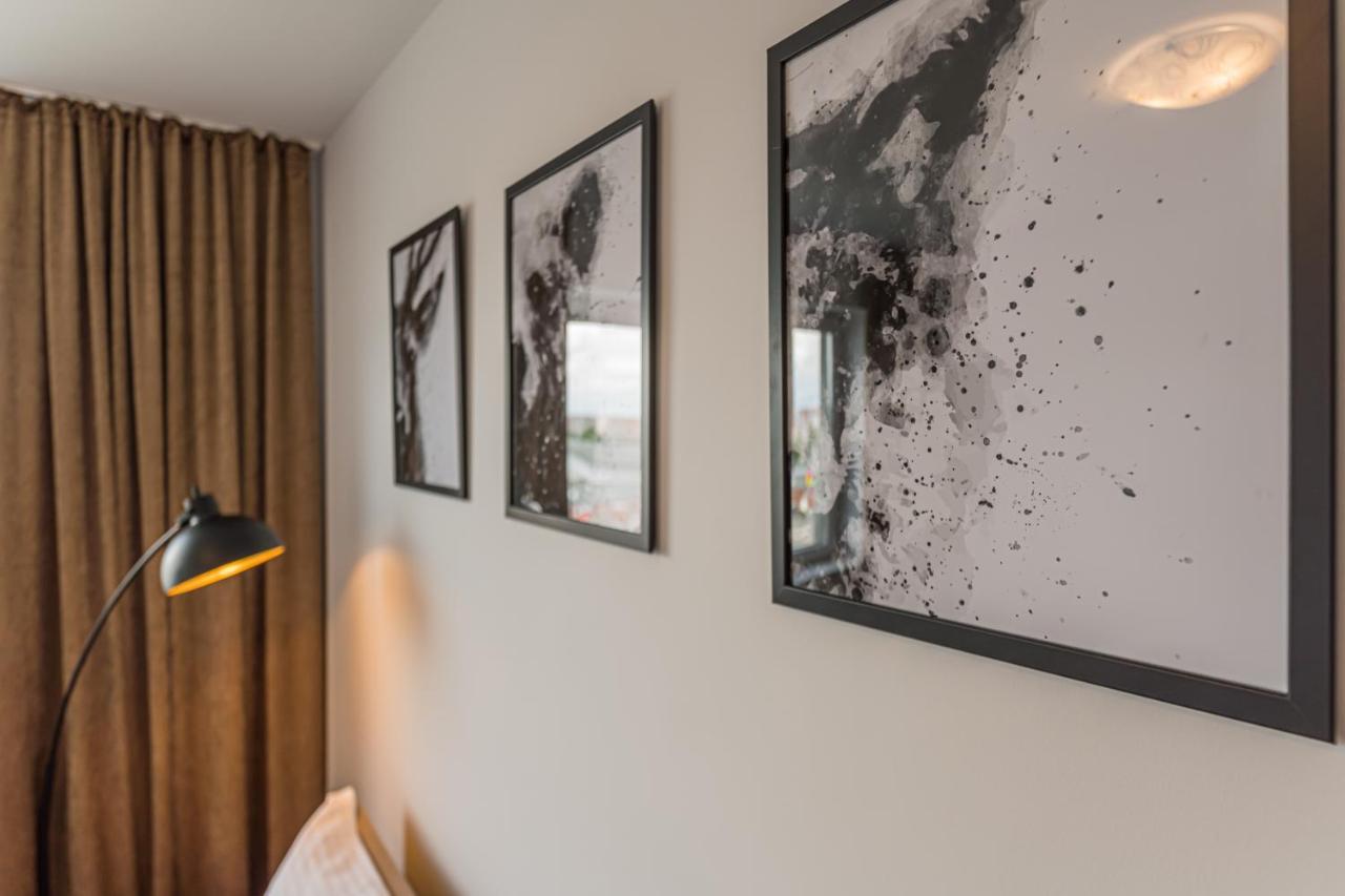 Coresi Modern Apartment 브라쇼브 외부 사진