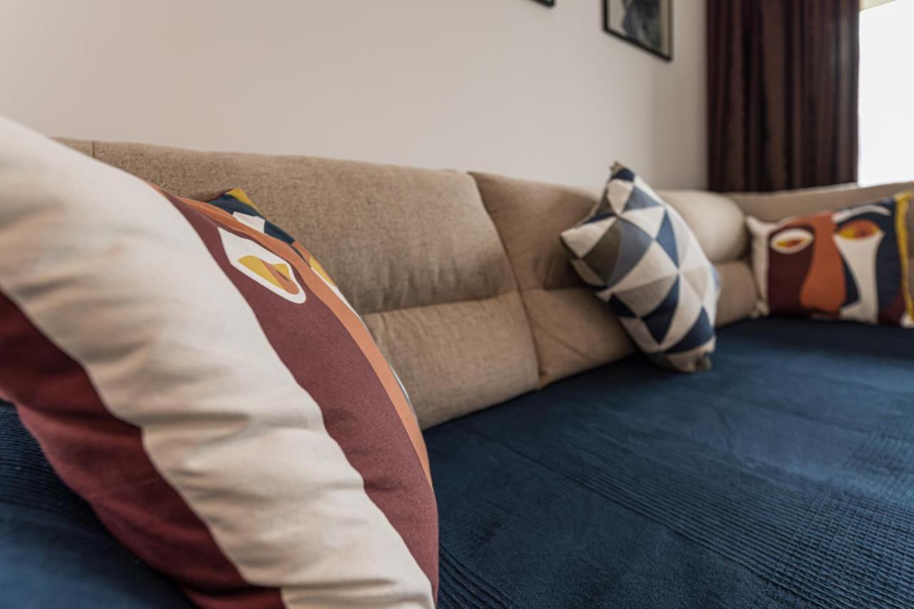 Coresi Modern Apartment 브라쇼브 외부 사진