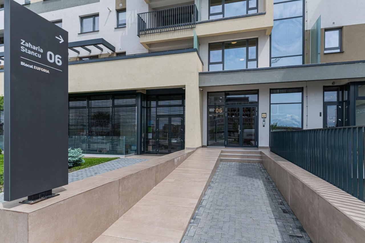 Coresi Modern Apartment 브라쇼브 외부 사진