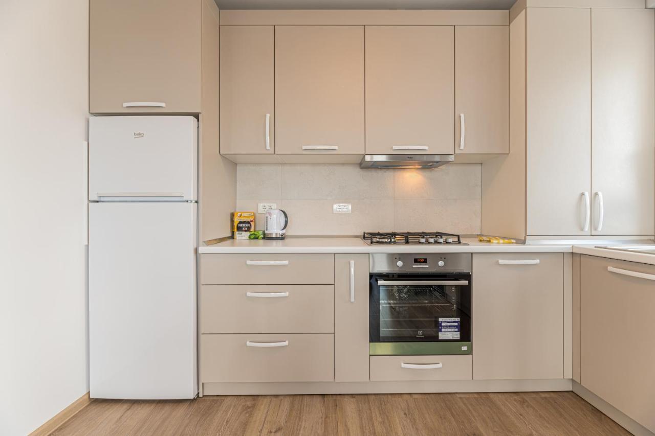 Coresi Modern Apartment 브라쇼브 외부 사진
